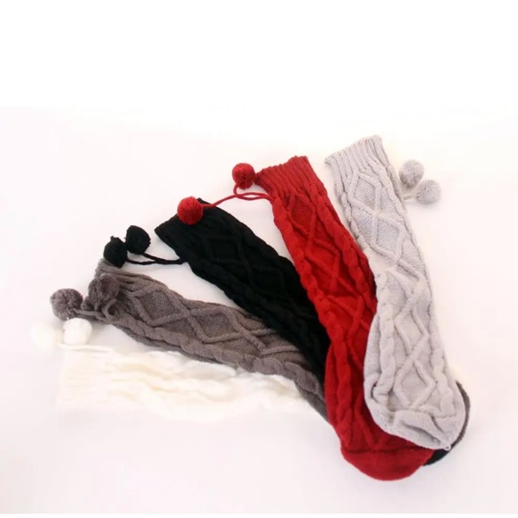 Dark Grey - Cable knit socks with pom poms - Picture 3 of 6